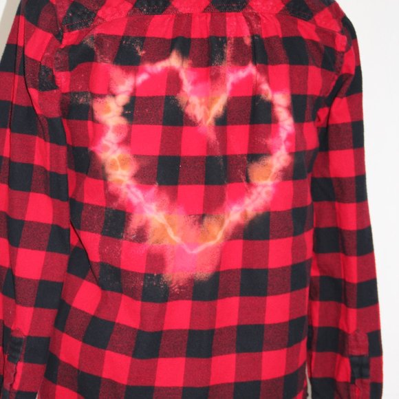 Upcycled women’s flannel heart Valentine’s Day distressed wearable art red plaid - Picture 2 of 6